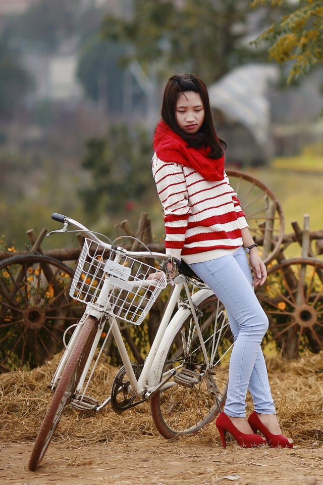 Bicycle Girl Ultra Hd Desktop Background Wallpaper For 4k Uhd Tv Tablet Smartphone