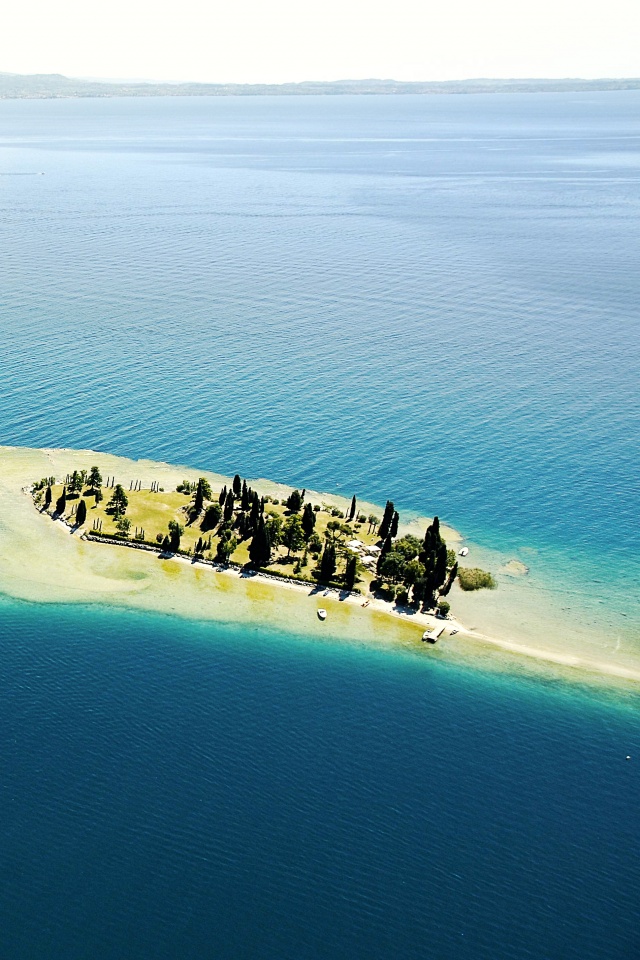 Garda Lake Ultra HD Desktop Background Wallpaper for 4K UHD TV : Multi