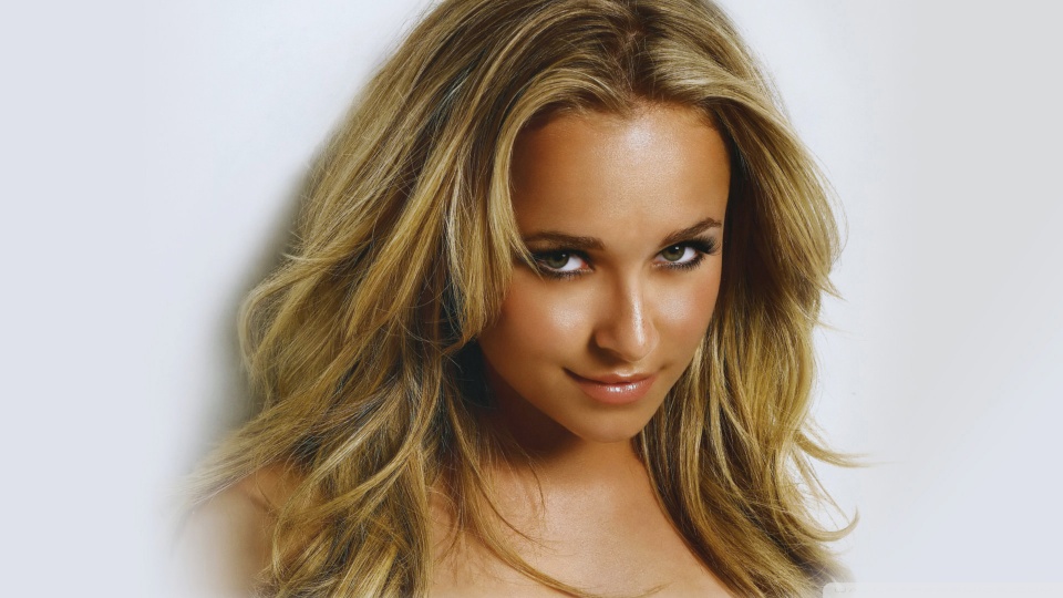 hayden panettiere wallpaper. hayden panettiere wallpaper.