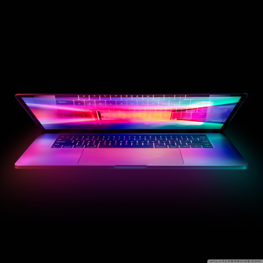 Laptop Ultra HD Desktop Background