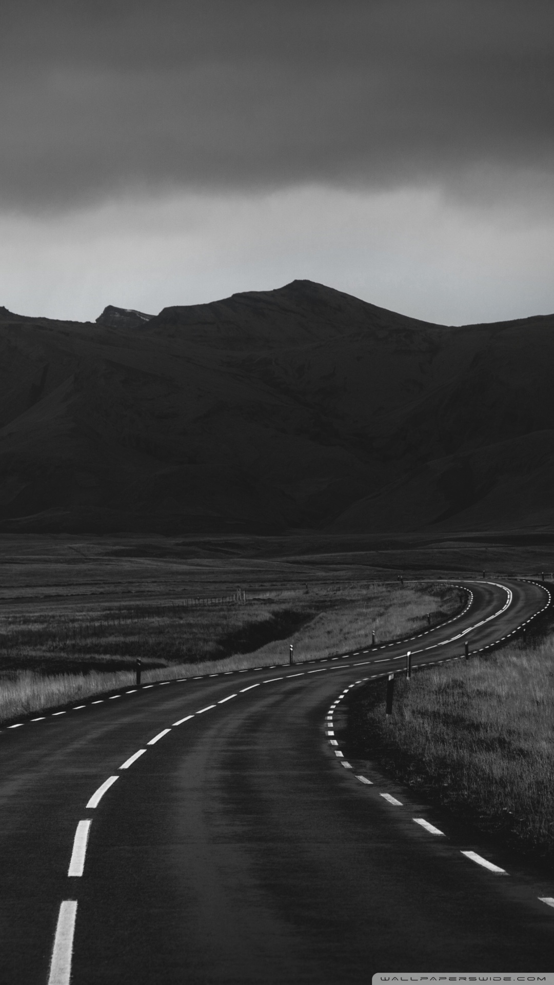Road In Black And White Ultra HD Desktop Background ...