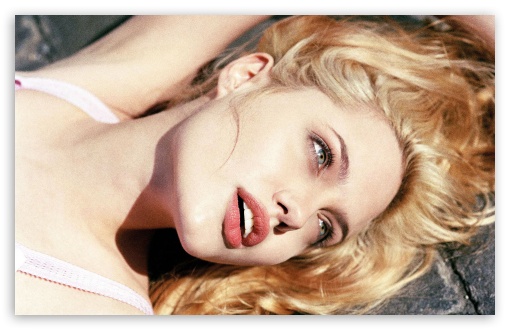 angelina jolie wallpaper hd. 1 Angelina Jolie Blonde