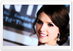 Anna Kendrick wallpaper