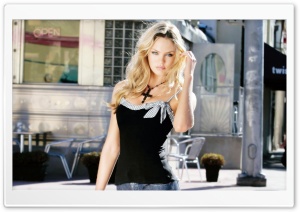 Candice Swanepoel Casual Style HD Wide Wallpaper for Widescreen