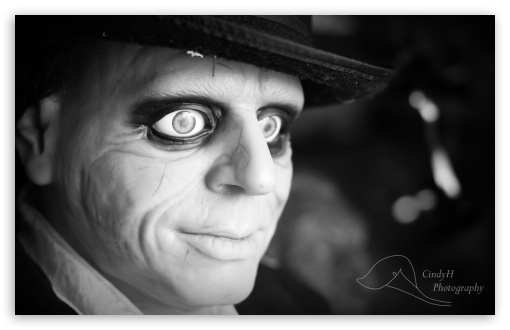 Halloween Is Coming wallpaper for Wide 16:10 Widescreen WHXGA WQXGA WUXGA WXGA ;