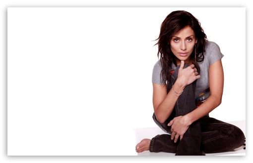 Natalie Imbruglia 4 HD wallpaper for Standard 4:3 5:4 Fullscreen UXGA XGA SVGA QSXGA SXGA ; Wide 16:10 5:3 Widescreen WHXGA WQXGA WUXGA WXGA WGA ; HD 16:9 High Definition WQHD QWXGA 1080p 900p 720p QHD nHD ; Other 3:2 DVGA HVGA HQVGA devices ( Apple PowerBook G4 iPhone 4 3G 3GS iPod Touch ) ; Mobile VGA WVGA iPhone iPad PSP Phone - VGA QVGA Smartphone ( PocketPC GPS iPod Zune BlackBerry HTC Samsung LG Nokia Eten Asus ) WVGA WQVGA Smartphone ( HTC Samsung Sony Ericsson LG Vertu MIO ) HVGA Smartphone ( Apple iPhone iPod BlackBerry HTC Samsung Nokia ) Sony PSP Zune HD Zen ; Tablet 2 ;
