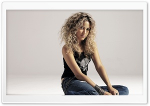 Shakira HD Wide Wallpaper for Widescreen