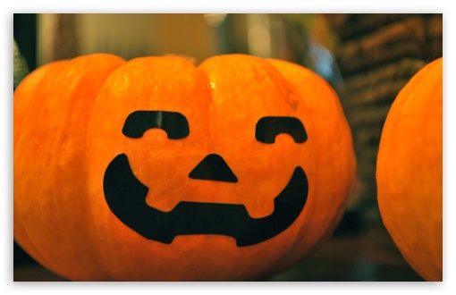 Smiling Pumpkin wallpaper for Wide 16:10 Widescreen WHXGA WQXGA WUXGA WXGA ;