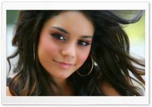 Vanessa Hudgens.. wallpaper