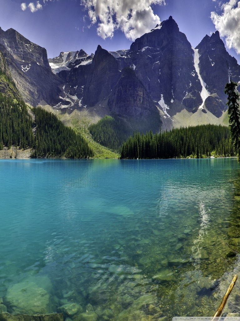 Beautiful Moraine Lake in Banff National Park, Alberta, Canada Ultra HD ...