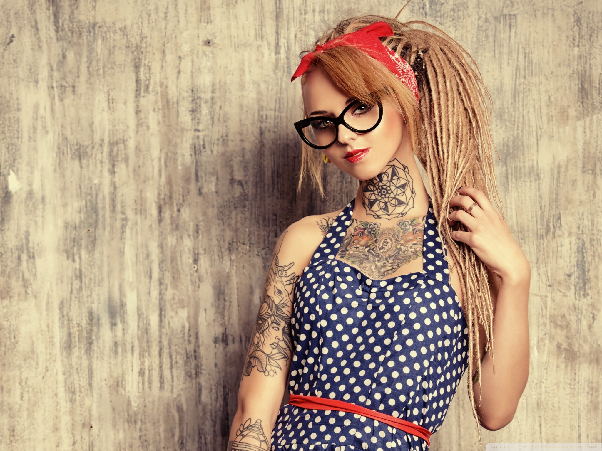 Tattoo Girl Windows 1110 Theme  themepackme