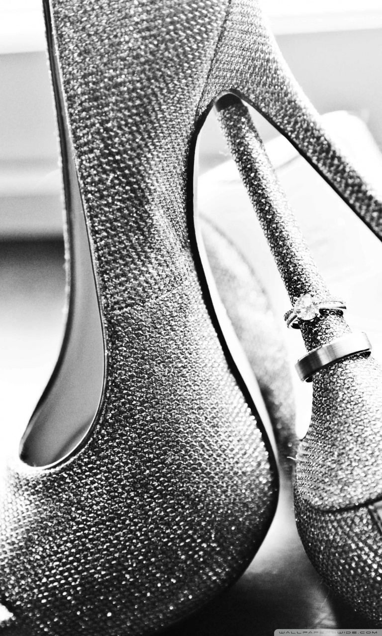 Premium Photo | Fashionable high heels fashion women's shoes shopping  concept generative aixa